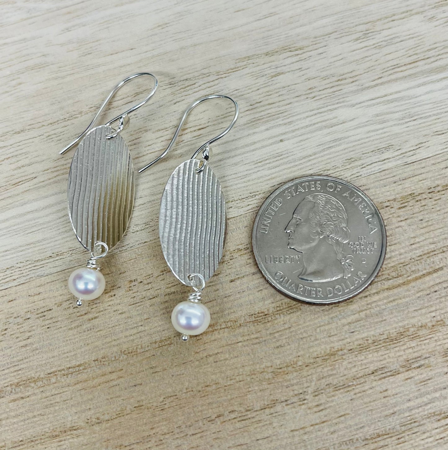 Everyday Pearl earrings