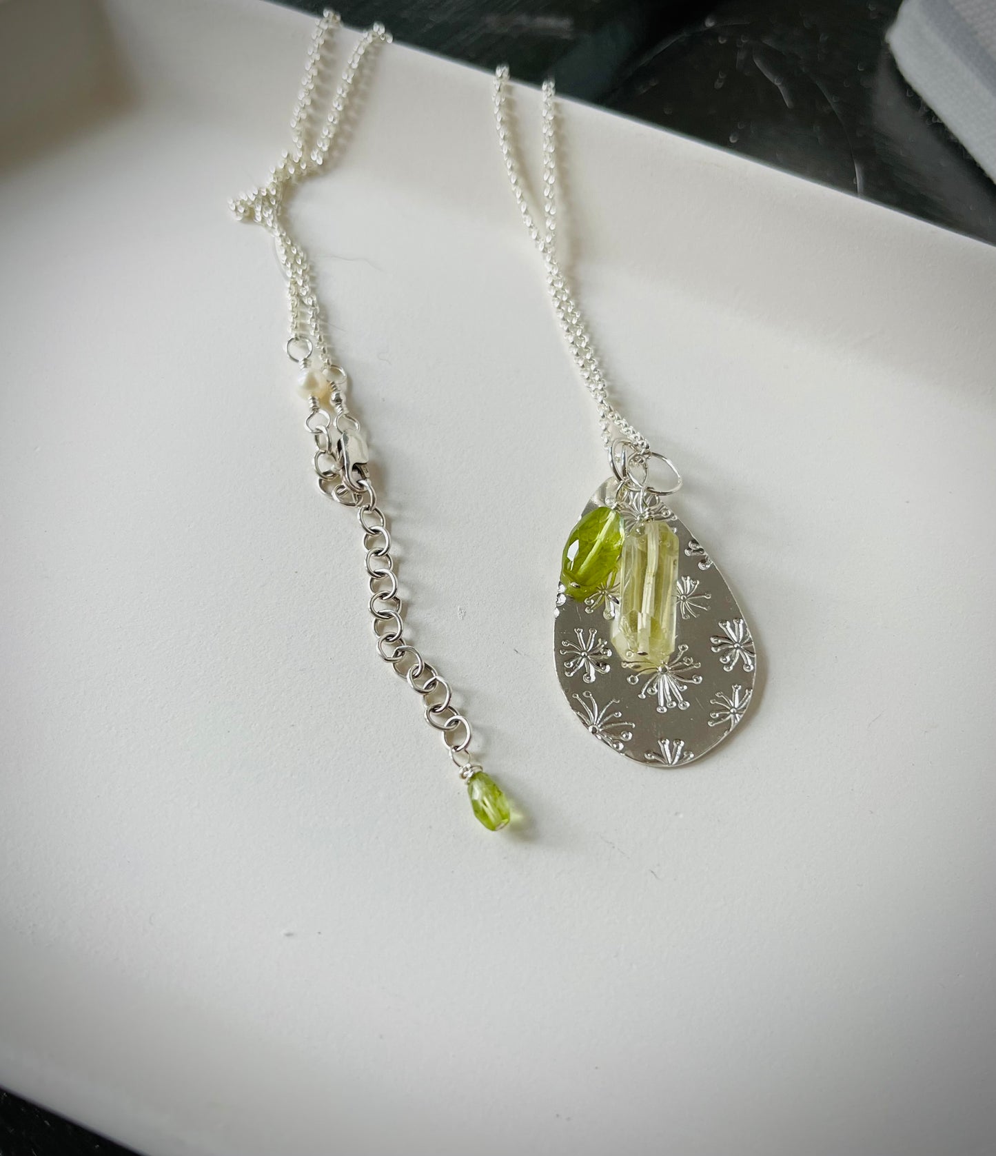 Dandelions necklace (convertible)