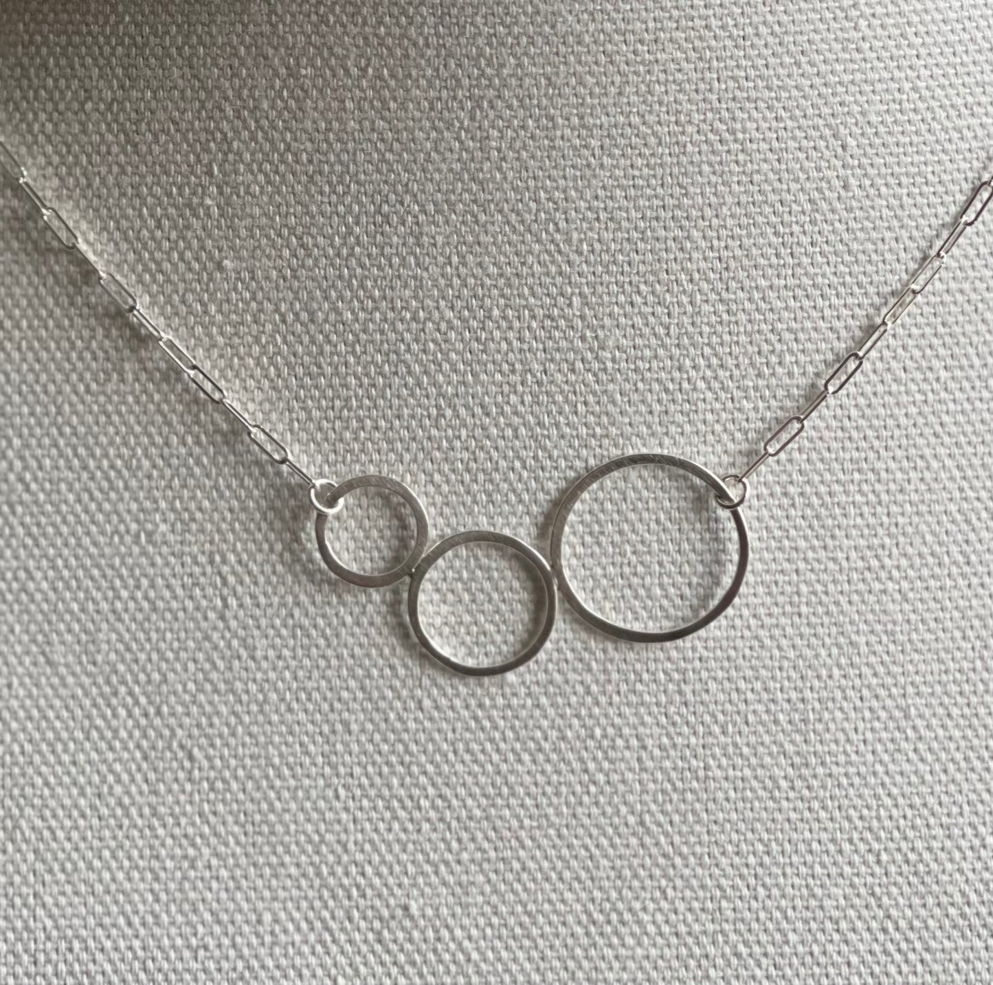 Bubbles necklace