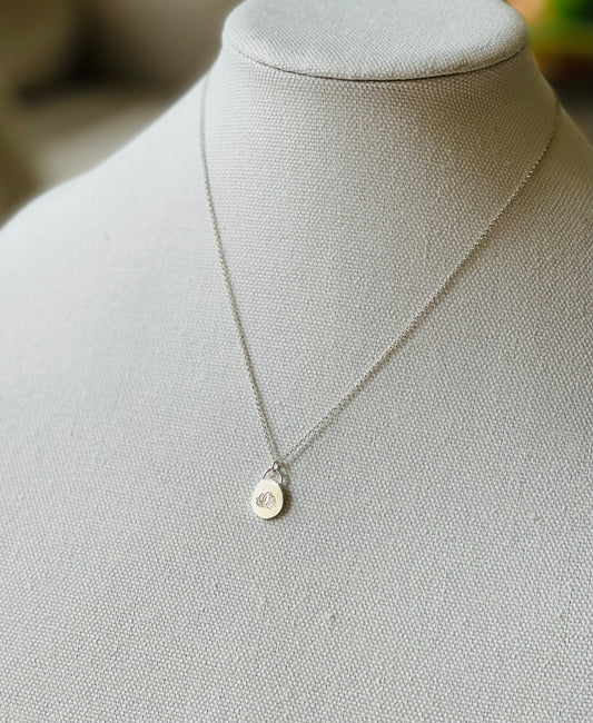 Little Lotus necklace